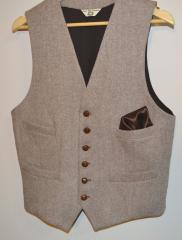 Mens Vest, in wool tweed, 100% cotton or acetate
